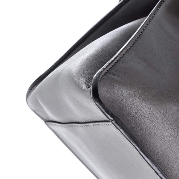 Fendi Regular Flip Tote Leather - Picture 6 of 7